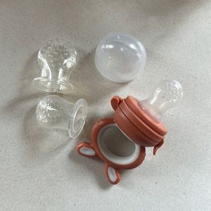 Moss and Fawn Feeder